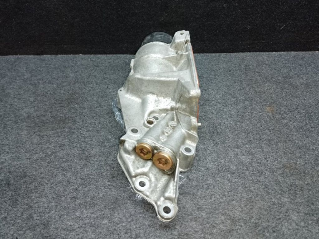 A 272 180 05 10 | Корпус масляного фильтра MERCEDES E-CLASS W211 02-09 - Фото 2