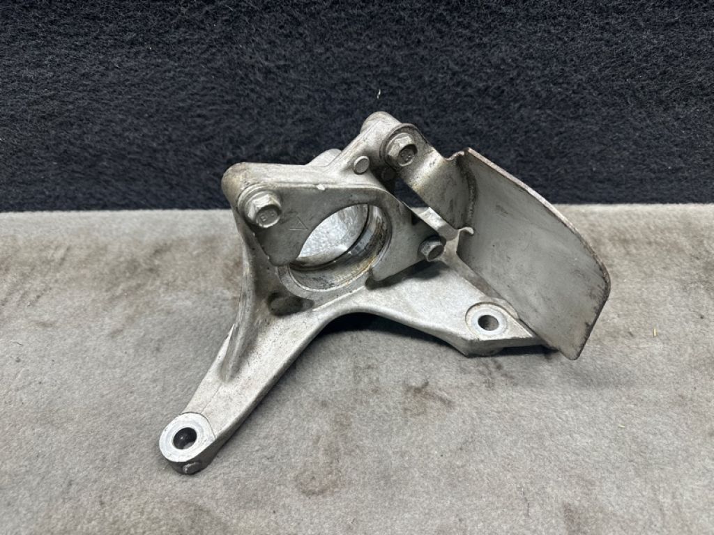39780-6CC0A | Кронштейн промежуточного вала NISSAN ALTIMA 19-