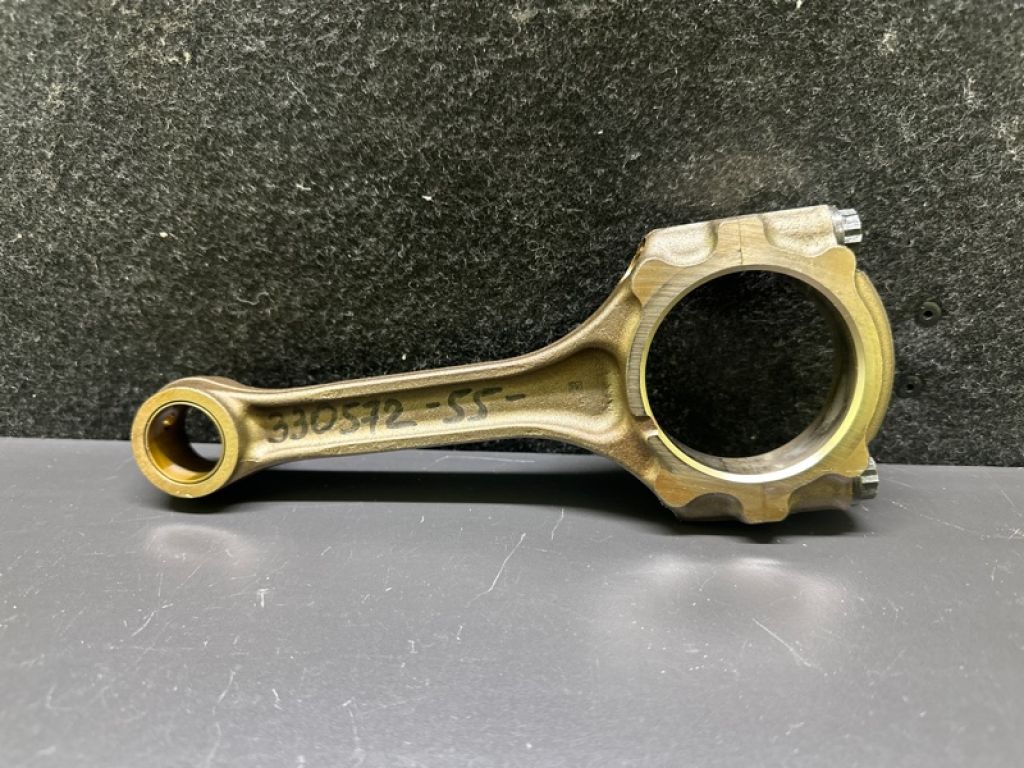 13201-09A45-B0 | Шатун TOYOTA CAMRY 55 14-17