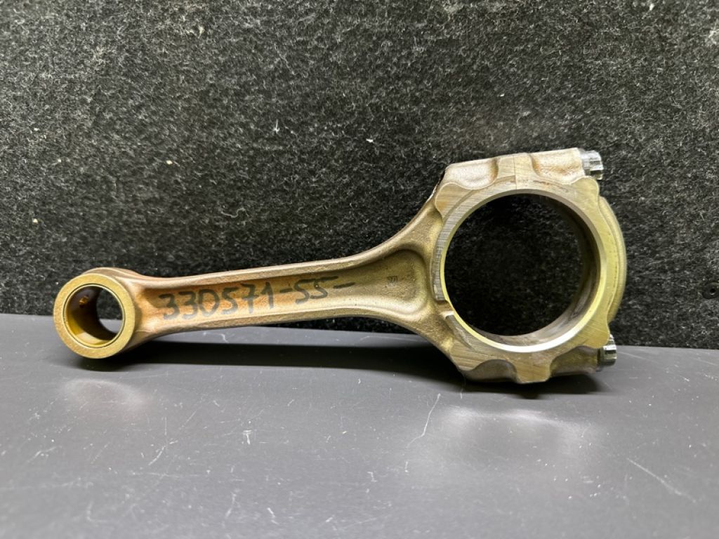 13201-09A45-B0 | Шатун TOYOTA CAMRY 55 14-17