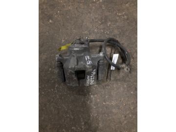 Суппорт тормозной передн. лев. TOYOTA AVENSIS 03-08