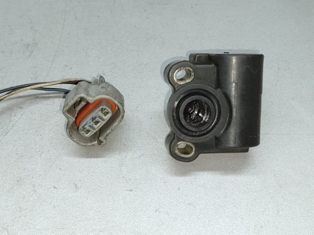 22270-21011 | Клапан холостого хода TOYOTA MATRIX 02-08