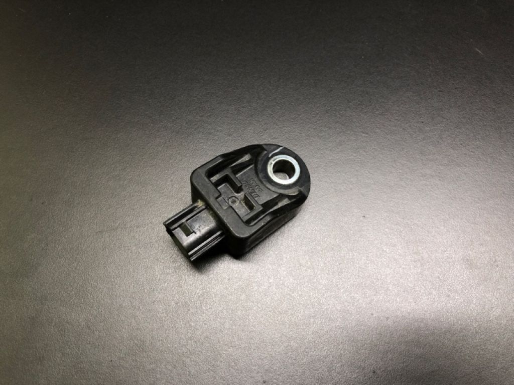 89173-09400 | Датчик удара TOYOTA CAMRY 40 06-11
