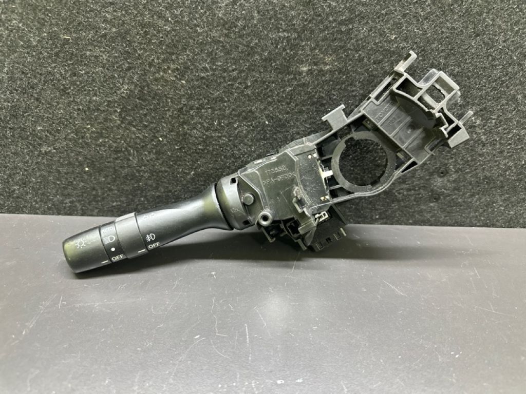 84140-50120 | Подрулевой переключатель лев. LEXUS LS460 06-12