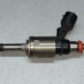 CP9Z-9F593-B | Форсунка топливная FORD FOCUS 10-18