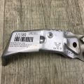 5C6 821 136 | Кронштейн крила прав. VOLKSWAGEN JETTA USA 10-17