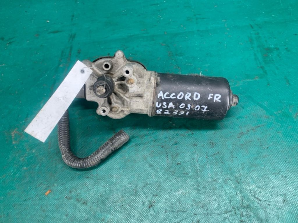 Моторчик склоочисника передн. HONDA ACCORD USA 03-07