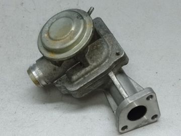 Клапан EGR прав. MERCEDES E-CLASS W211 02-09