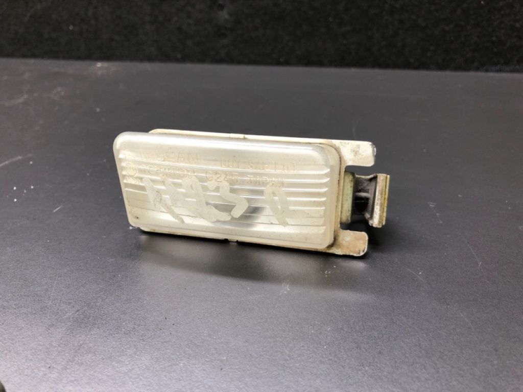 26510-CD00A | Підсвічування номера NISSAN LEAF 10-17