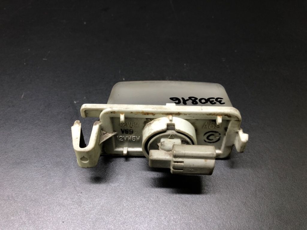 26510-CD00A | Підсвічування номера NISSAN LEAF 10-17 - Фото 3