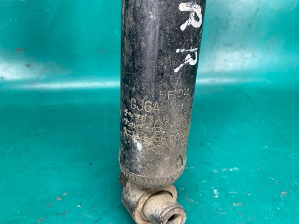 GM6A-28-700E | Амортизатор задн. прав. MAZDA 6 GG 02-07 - Фото 3