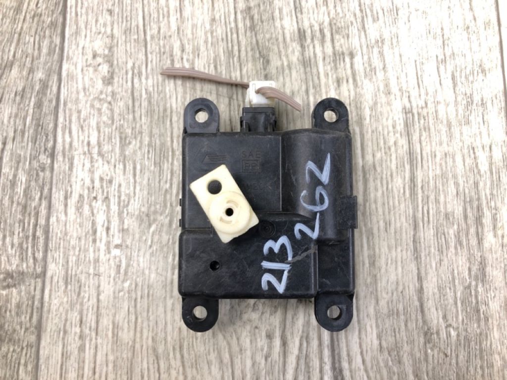 27731-EG000 | Моторчик заслінки пічки NISSAN TEANA J32 08-14 - Фото 2