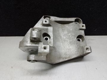 Кронштейн компрессора кондиционера ACURA MDX (YD2) 06-13