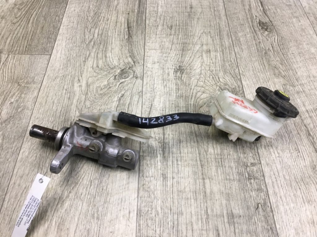 46100-TX6-A03 | Головний гальмівний циліндр ACURA ILX 12-16