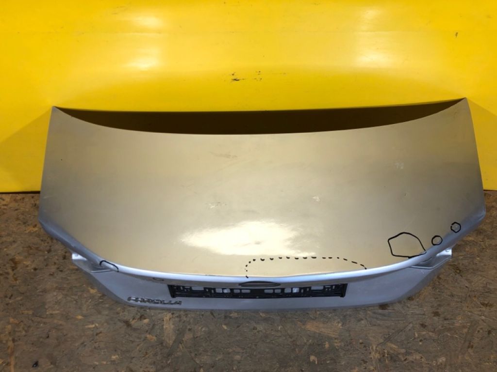 6440102F20 | Кришка багажника TOYOTA COROLLA 18- - Фото 3