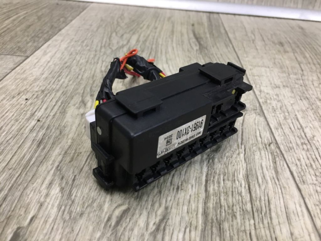 91951-3X100 | Блок запобіжників моторний відсік HYUNDAI ELANTRA MD 10-15 - Фото 3