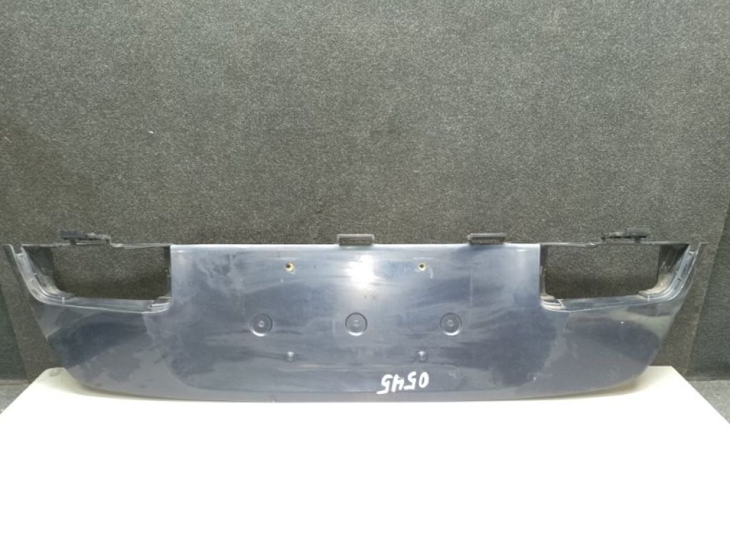 76811-60100-J0 | Накладка крышки багажника LEXUS GX470 02-09