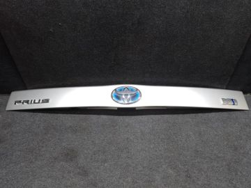 Панель подсветки номера TOYOTA PRIUS - 30 09-17