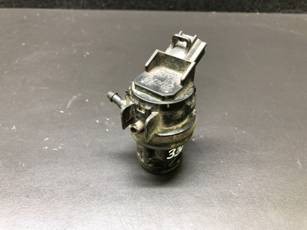 85330-71010 | Насос омивача скла TOYOTA COROLLA 150 06-13