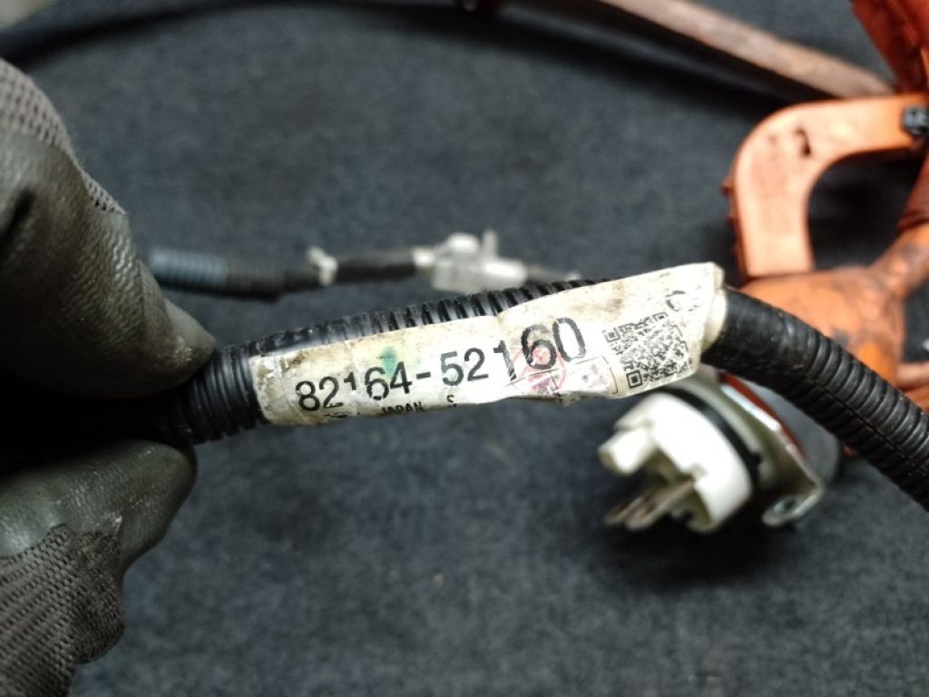 82164-52160 | Проводка високовольтної батареї TOYOTA PRIUS C/AQUA 11-14 - Фото 6
