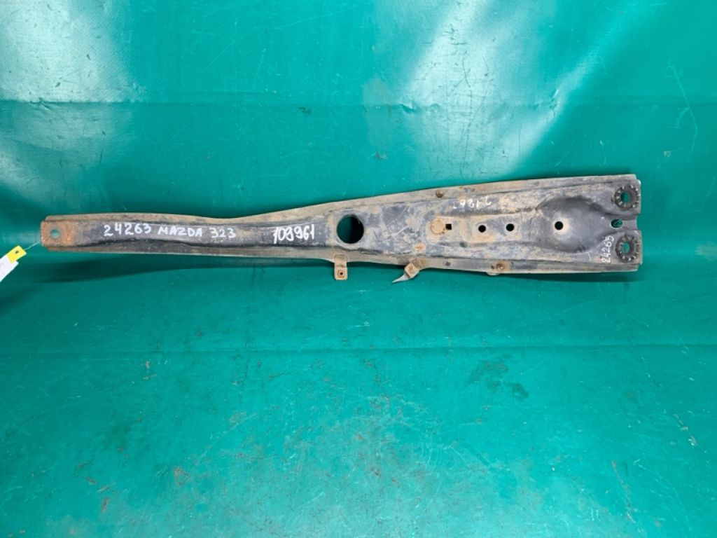 BJ3A-39-800A | Балка передней подвески MAZDA 323 BJ 98-2003