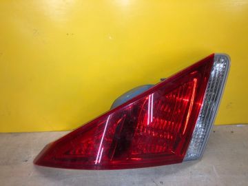 Ліхтар внутрішній лів. TOYOTA VENZA 09-16