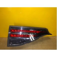 Фонарь внутренний прав. LEXUS CT200 11-17