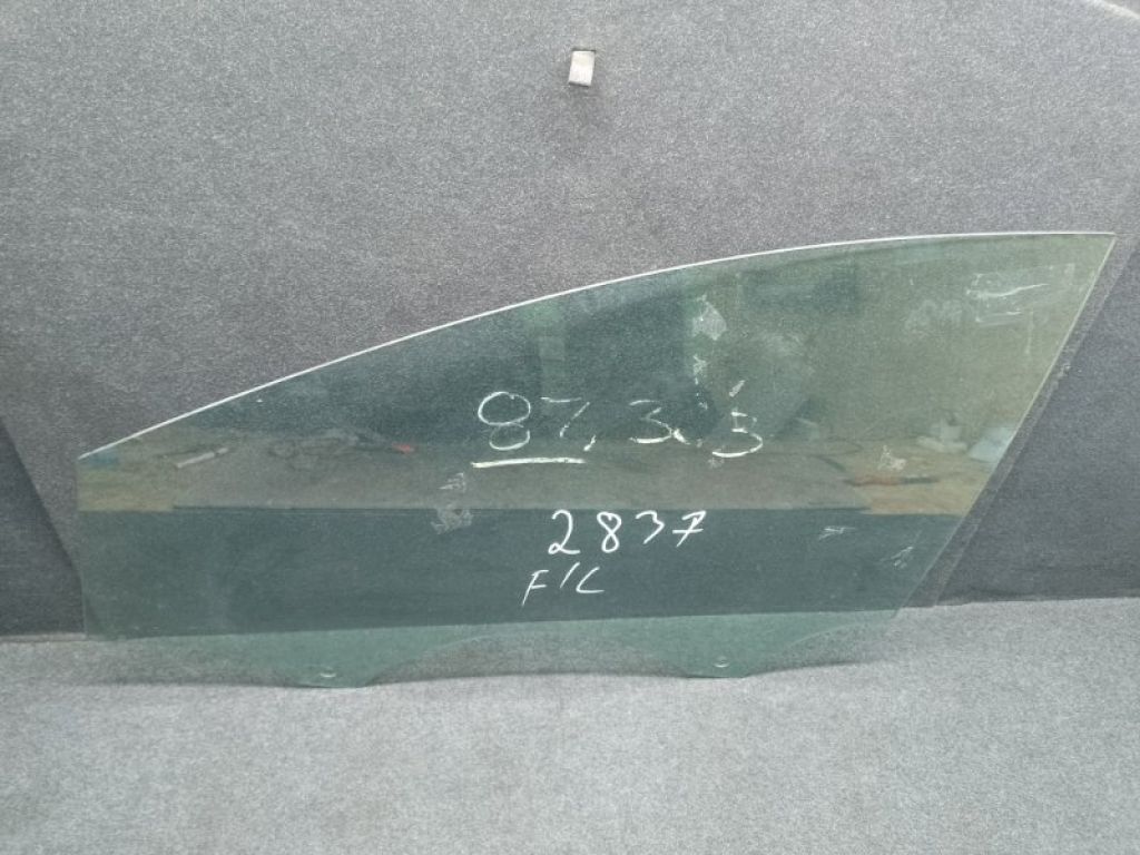 F1EZ-5821411-A | Стекло двери передн. лев. FORD FOCUS 10-18