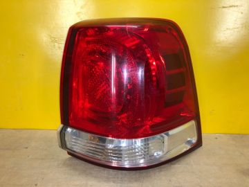 Ліхтар зовнішній прав. TOYOTA LAND CRUISER 200 08-21