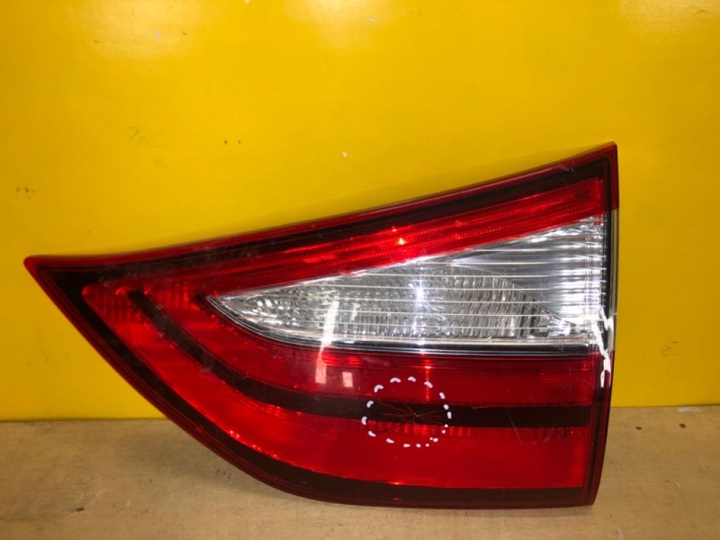 81580-08030 | Ліхтар внутрішній прав. TOYOTA SIENNA 11-16