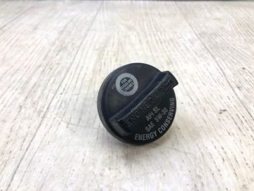 Крышка маслозаливной горловины TOYOTA CAMRY 30 02-06