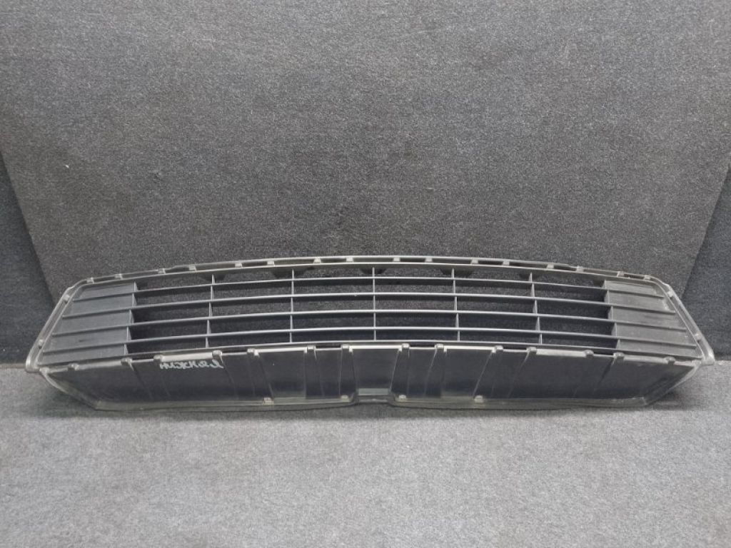 53112-52370 | Решітка переднього бампера TOYOTA PRIUS C/AQUA 11-14