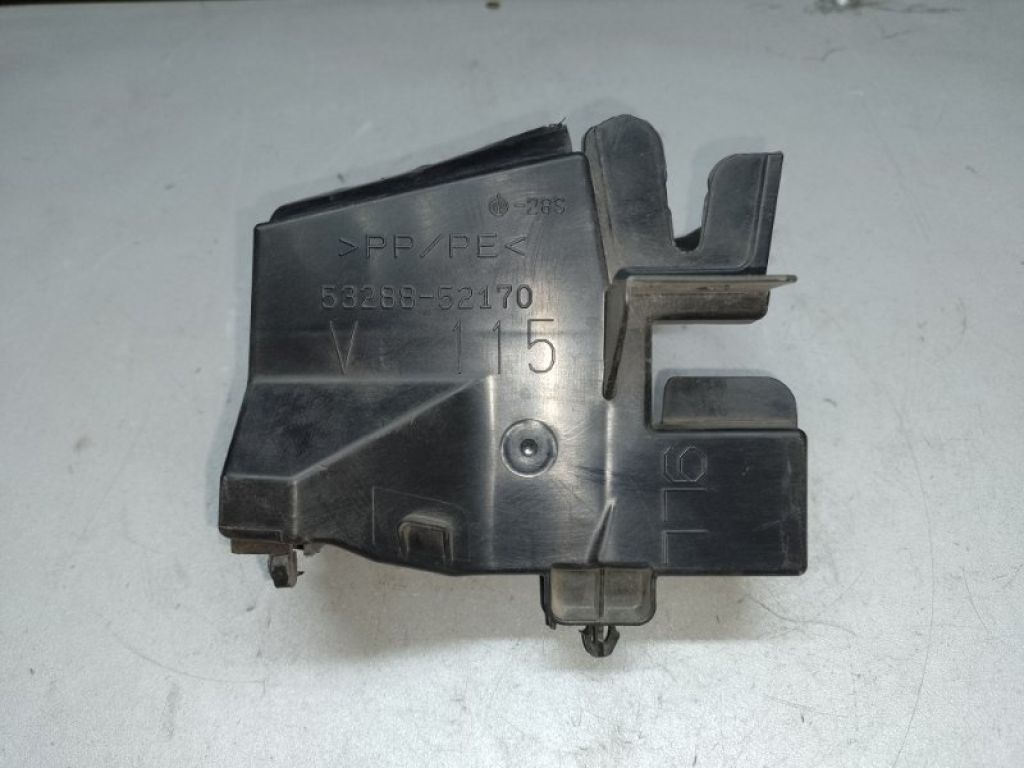 53288-52170 | Дефлектор радіатора лів. TOYOTA PRIUS C/AQUA 11-14 - Фото 2
