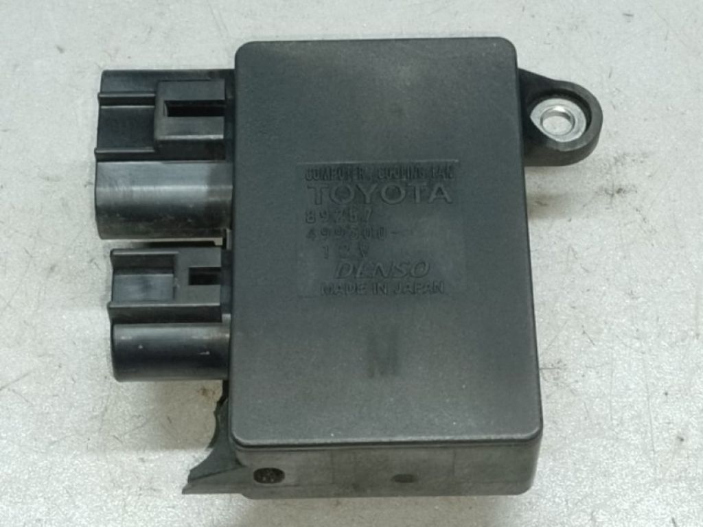 89257-12020 | Блок управления вентилятором радиатора TOYOTA PRIUS C/AQUA 11-14