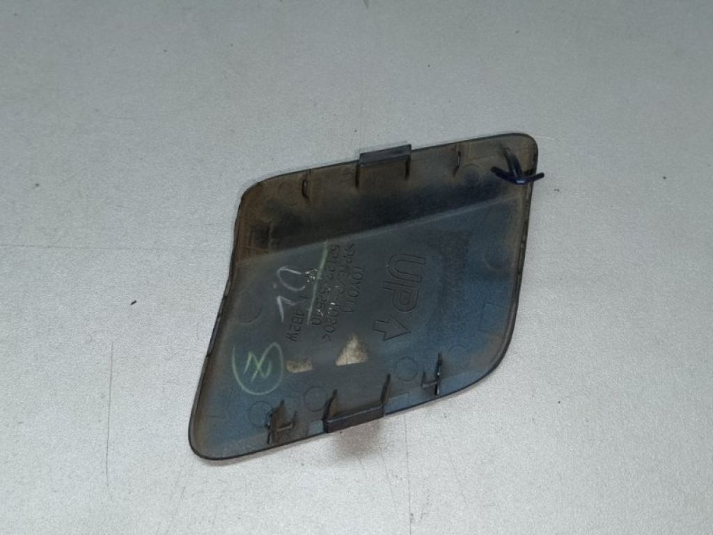 52127-52540-J0 | Заглушка буксирувального гака TOYOTA PRIUS C/AQUA 11-14 - Фото 2