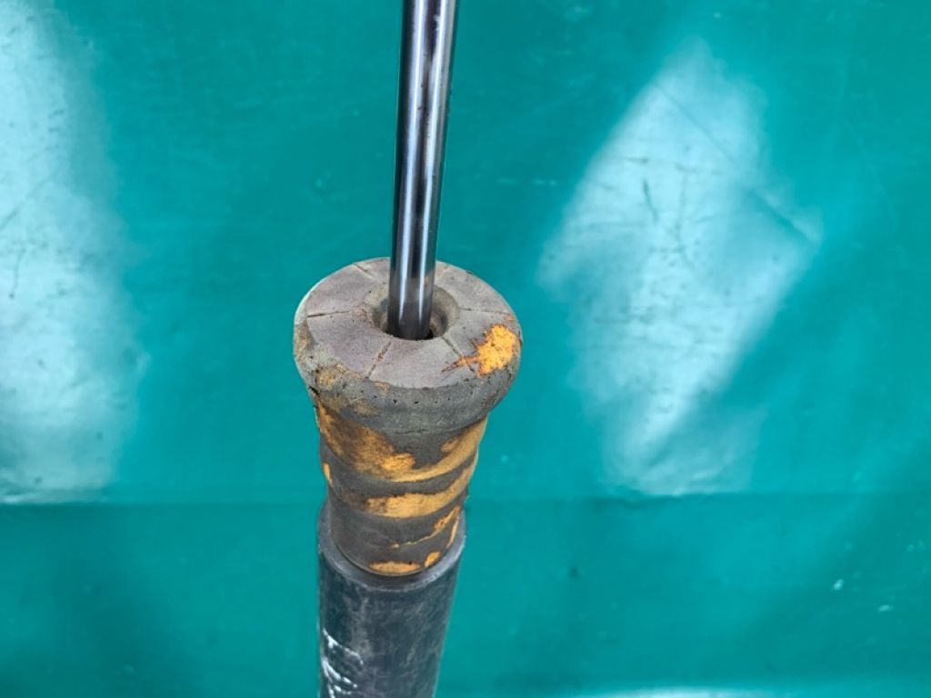 BBM228910D | Амортизатор задн. лев. MAZDA 3 BL 09-13 - Фото 5