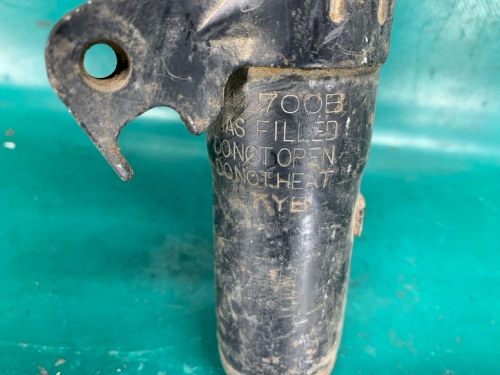 GJ6F-34-700F | Амортизатор передн. прав. MAZDA 6 GG 02-07 - Фото 3