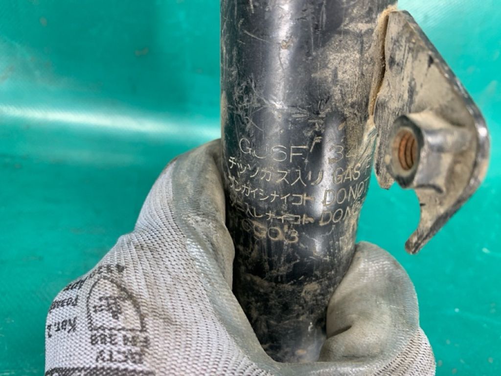 GJ6F-34-700F | Амортизатор передн. прав. MAZDA 6 GG 02-07 - Фото 4