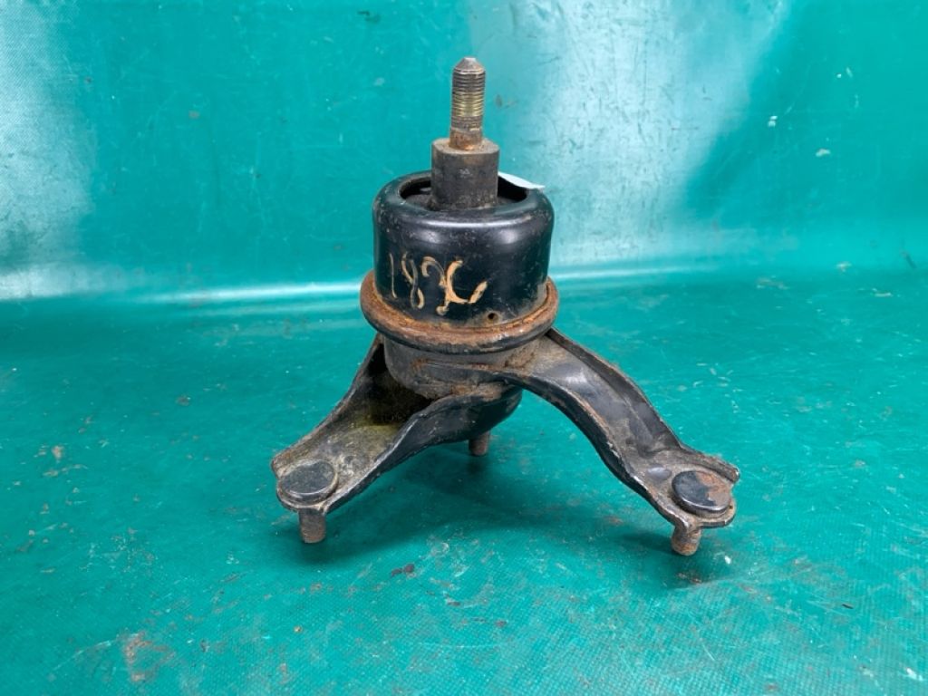 12362-0A030 | Подушка двигателя прав. TOYOTA SOLARA 03-09