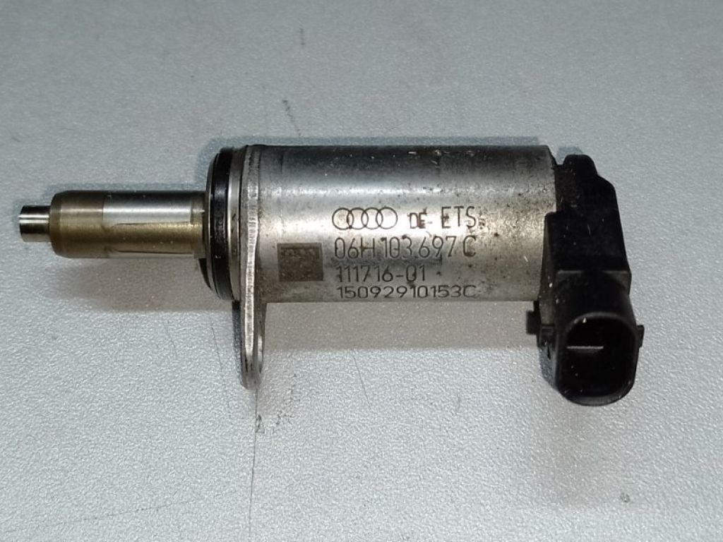 06H 103 697 C | Клапан изменения фаз ГРМ AUDI Q5 08-16