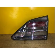 Фонарь внутренний прав. LEXUS RX350/450 09-15