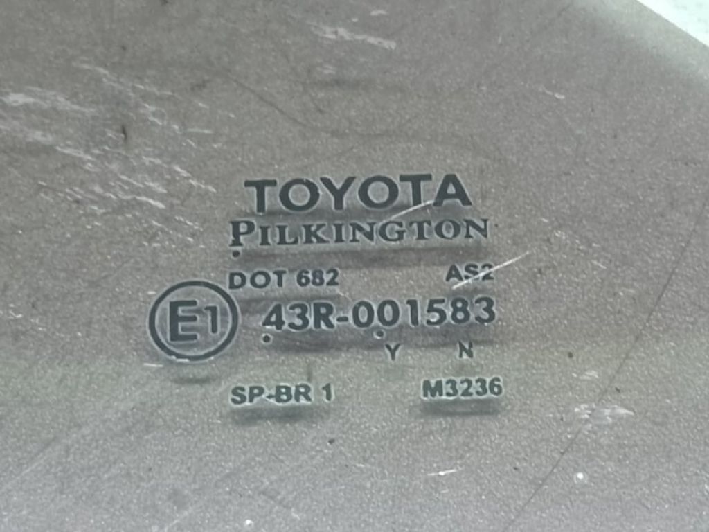 68124-06220 | Скло дверей глухе задн. лів. TOYOTA CAMRY 55 14-17 - Фото 3