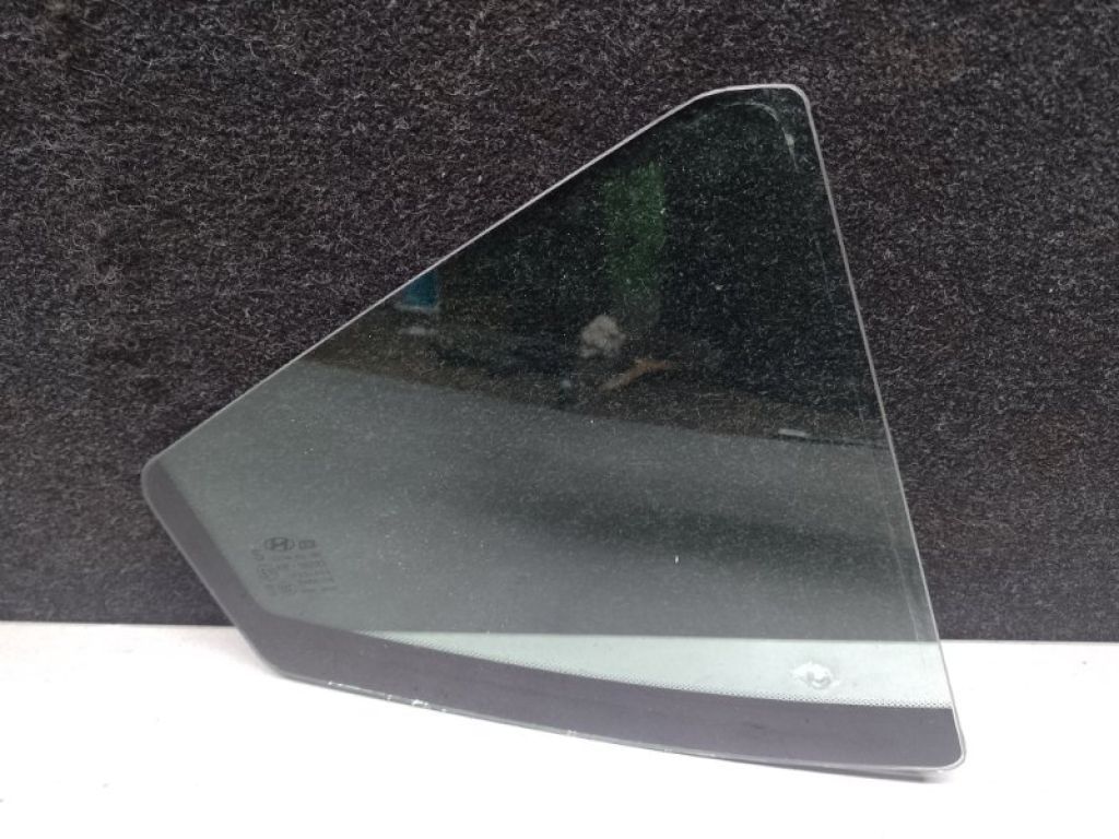 83427-F2020 | Стекло двери глухое задн. прав. HYUNDAI ELANTRA AD 16-