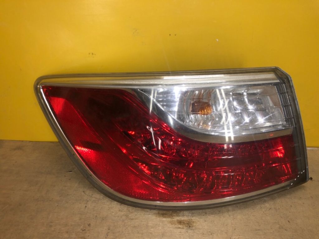 TE69-51-160D | Фонарь наружный лев. MAZDA CX-9 06-16