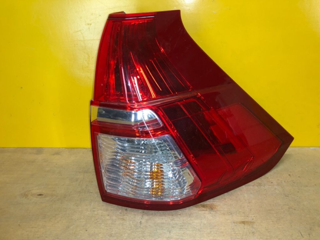33500-T1W-A01 | Фонарь наружный прав. HONDA CRV (RM) 11-18