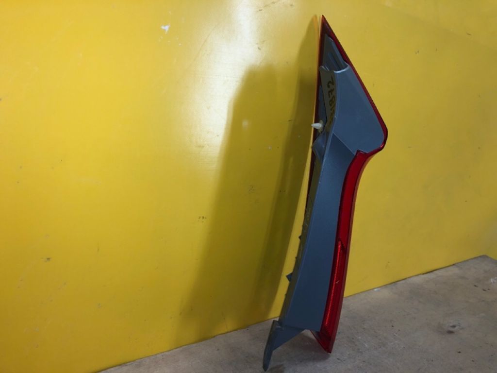 34170-T1W-A01 | Ліхтар зовнішній прав. HONDA CRV (RM) 11-18 - Фото 3