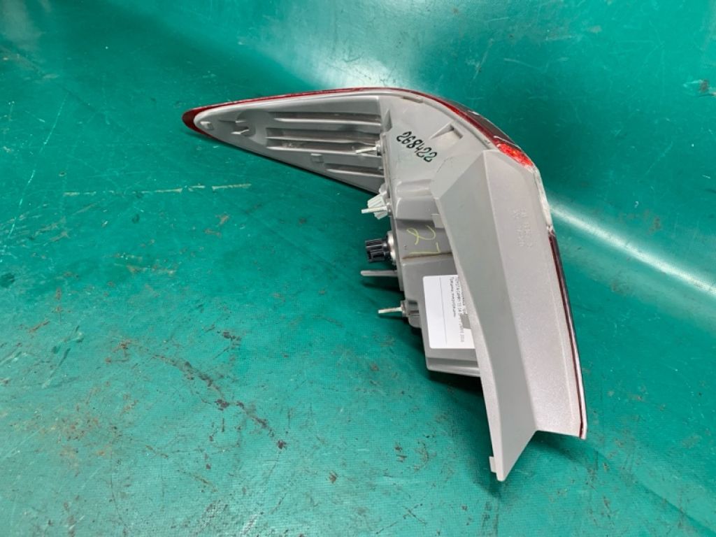 81550-06640 | Ліхтар зовнішній прав. TOYOTA CAMRY 55 14-17 - Фото 12