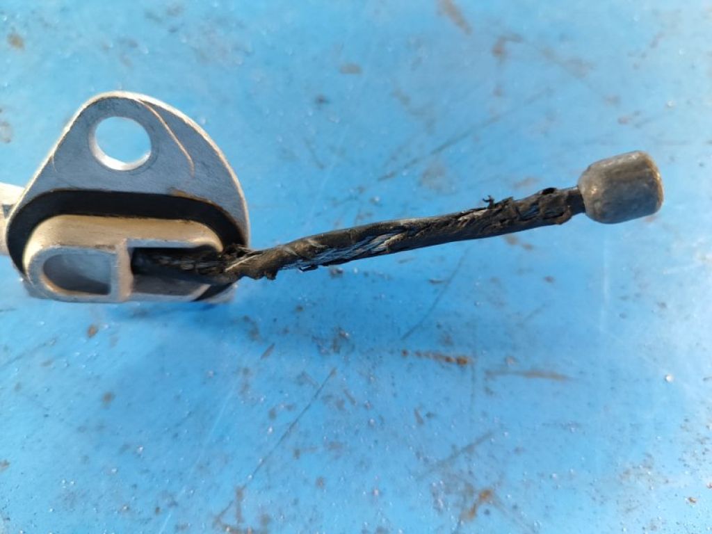 46420-47080 | Трос стоянкового гальма задн. прав. TOYOTA PRIUS - 30 09-17 - Фото 3