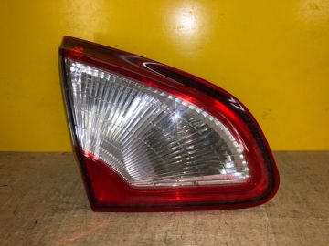 Ліхтар внутрішній лів. NISSAN QASHQAI 07-14