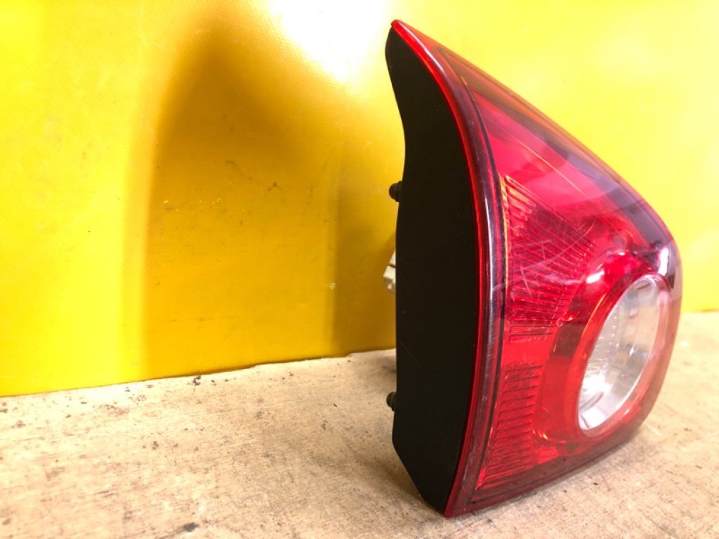 26555JD800 | Фонарь внутренний лев. NISSAN QASHQAI 07-14 - Фото 3